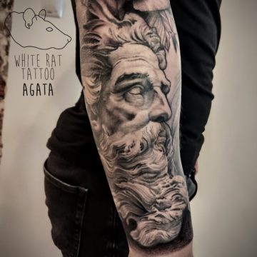 Agata Kacperczyk Studio Tatuażu Warszawa White Rat Tattoo Tatuaż Posejdon