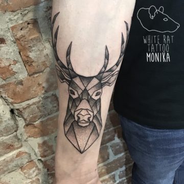 Monika Michniewicz Studio Tatuażu Warszawa White Rat Tattoo Tatuaż Jeleń