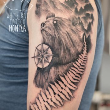 Monika Michniewicz Studio Tatuażu Warszawa White Rat Tattoo Tatuaż Niedźwiedzia z górami