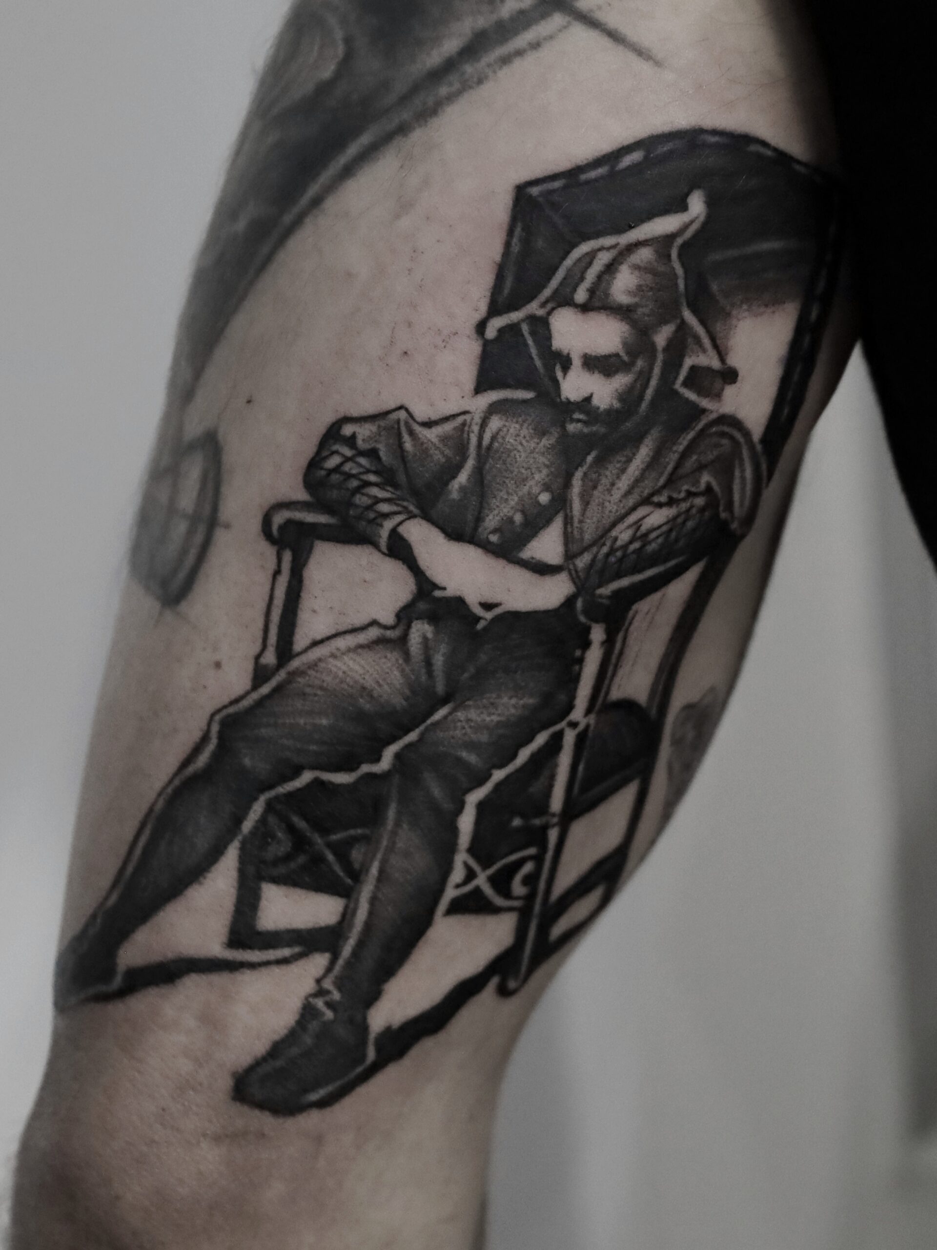 White Rat Tattoo Studio Tatuażu Warszawa Tomek Realistyczny Tatuaż Stańczyk obraz