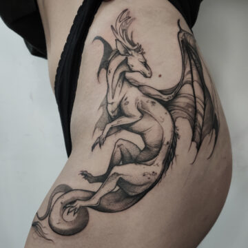 White Rat Tattoo studio tatuażu Warszawa Foxey tatuaż smok