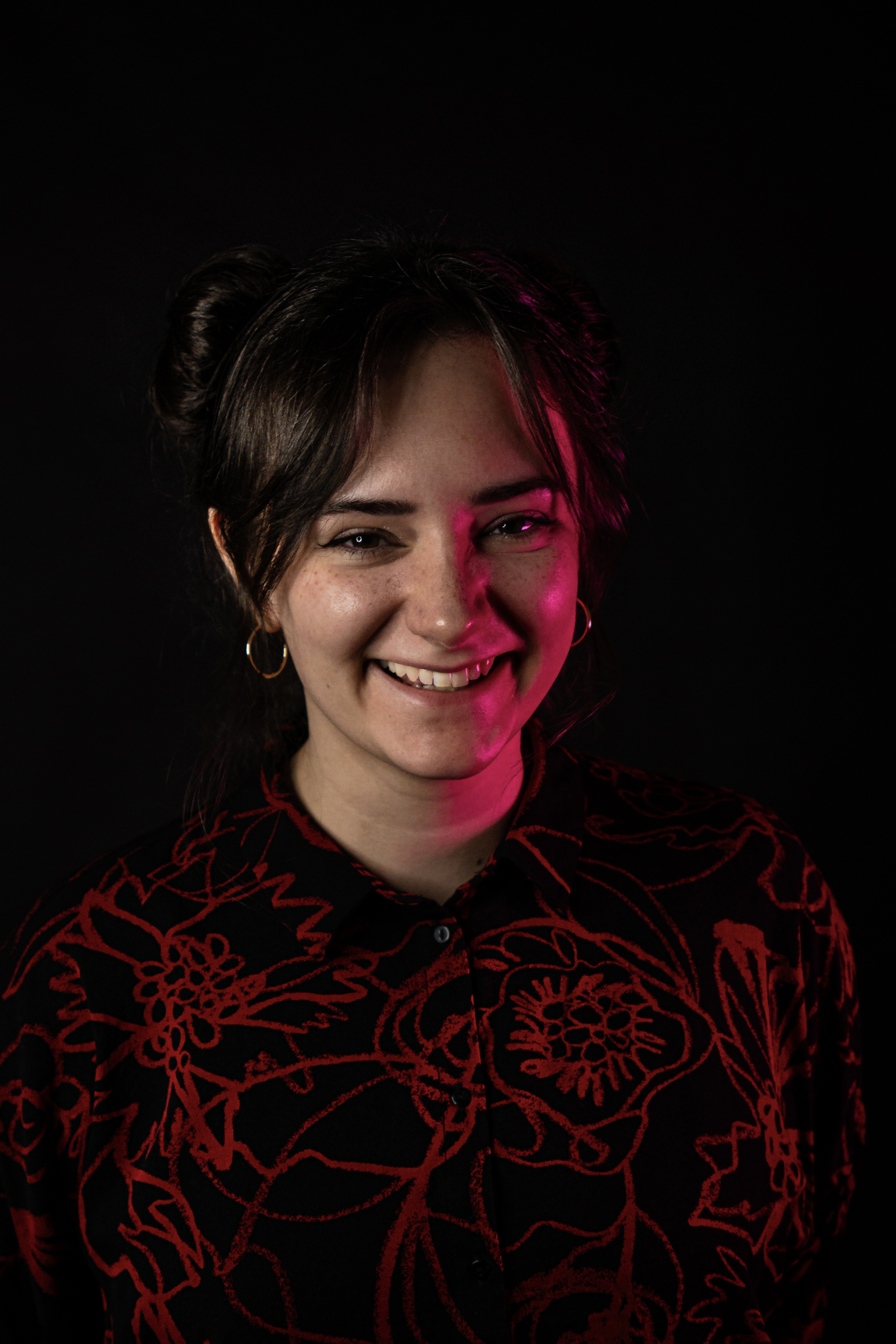 Ada Chyćko – tatuatorka w studiu tatuażu White Rat Tattoo w Warszawie, specjalistka od tatuażu artystycznego